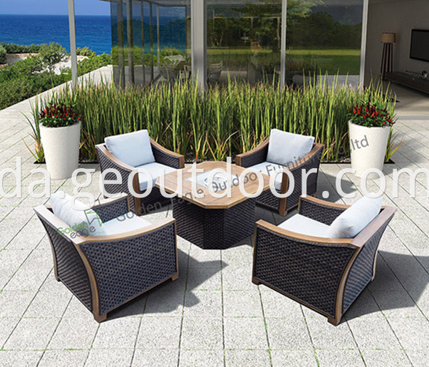 outdoor square patio dining set